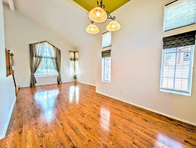Building Photo - 7754 Fox Tail Ct