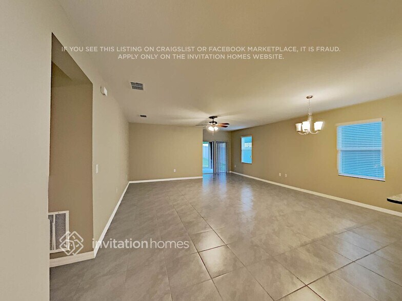 Building Photo - 367 Spruce Pine Dr