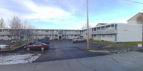 Primary Photo - 8480 Jewel Lake Rd