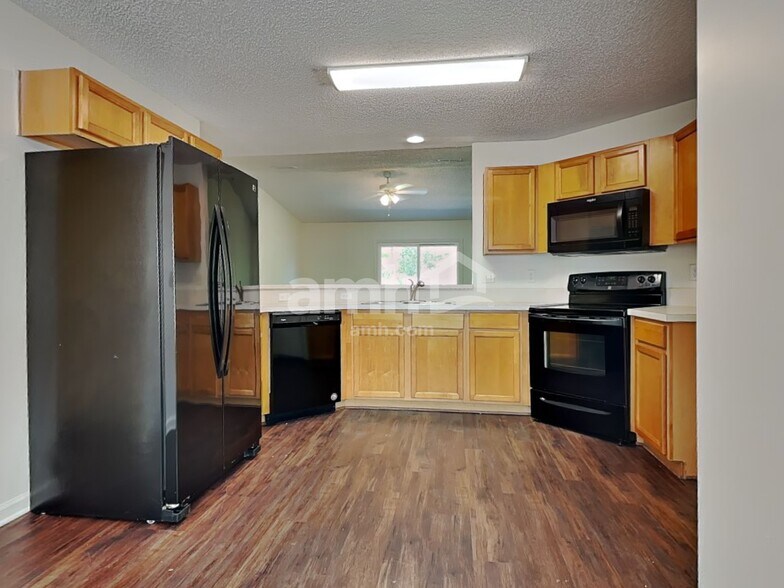 Building Photo - 11127 Lauren Oak Ln