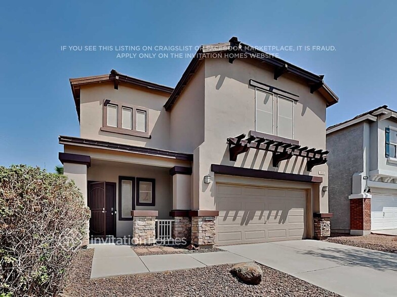Primary Photo - 10660 E Portobello Ave