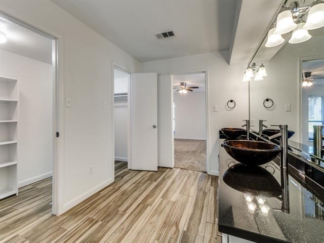 Building Photo - 2906 Starboard Dr
