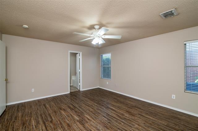 Building Photo - 2517 Ash Dr