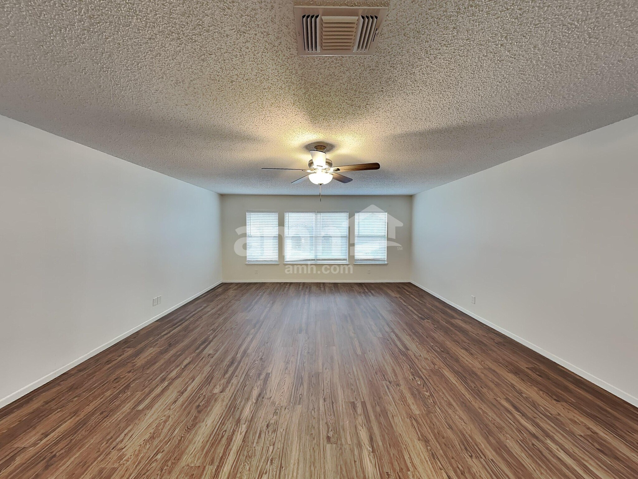 Building Photo - 2407 Canyon Rim