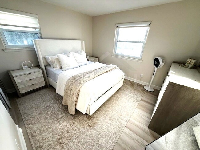 Building Photo - 23838 Barfield St