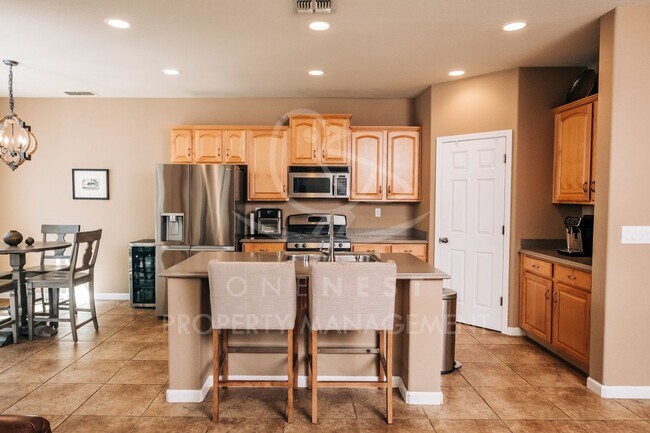 Building Photo - Spacious Home in the Lincoln Crossing Community, walking distance to Lincoln Crossing Elementary