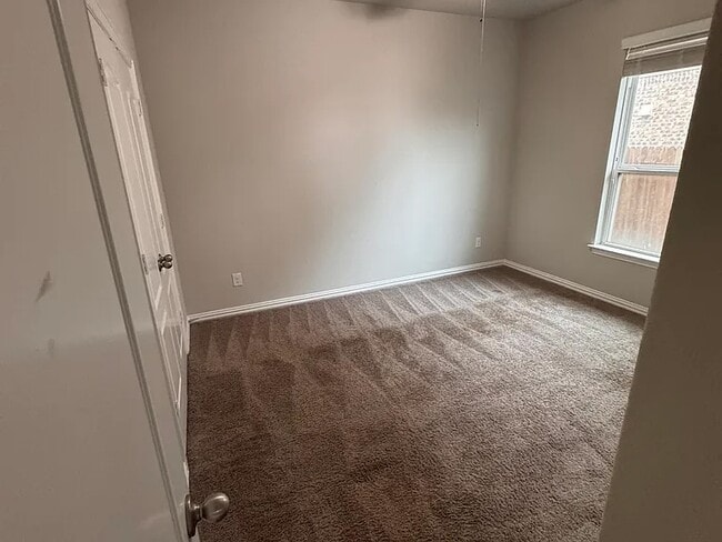 Building Photo - 1001 Coconut Cove