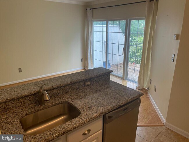 Building Photo - 1510 Northern Neck Dr