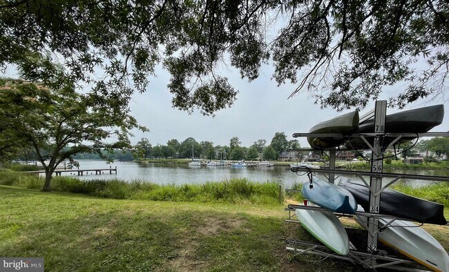 Building Photo - 1615 Grange Rd