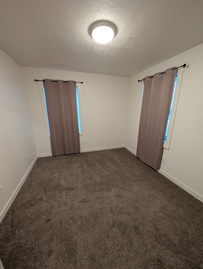 Building Photo - 238 N 300 W