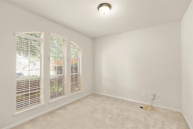 Building Photo - 7211 Desert Oaks Ct