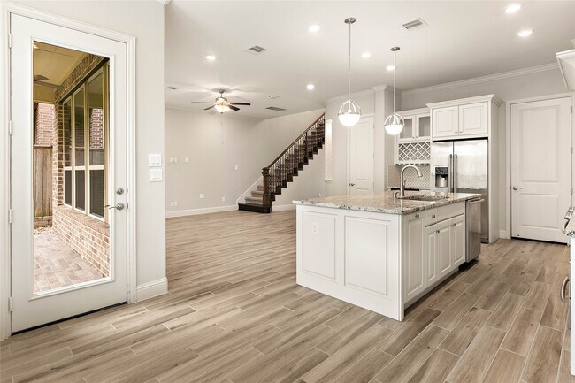 Building Photo - 59 Triple Gap Dr