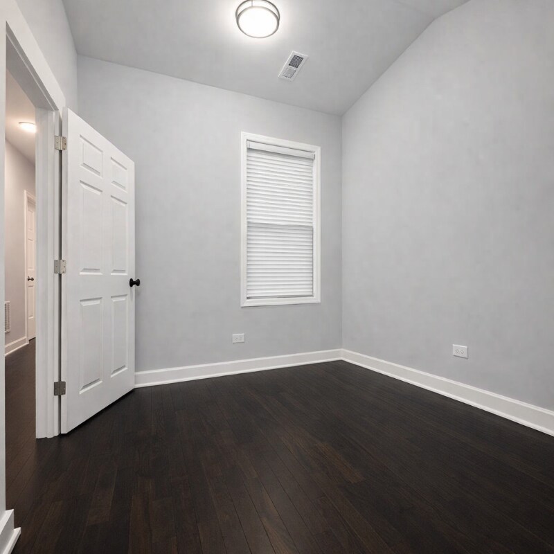 Building Photo - 1220 S Avers Ave