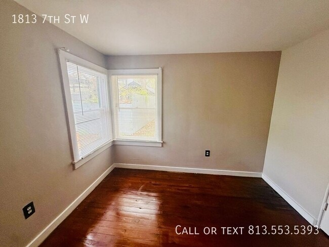 Building Photo - 1813 7th St W