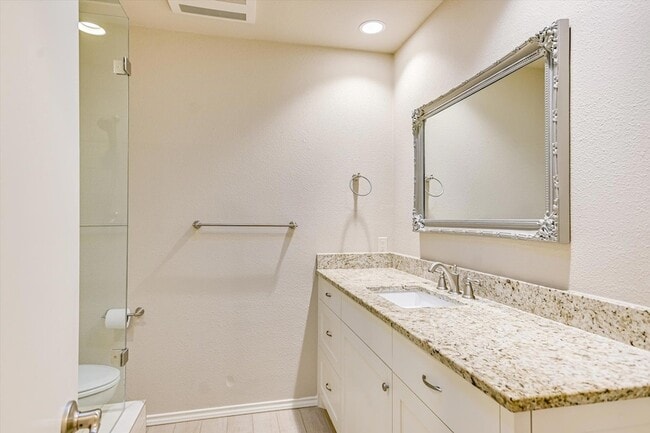 Building Photo - 8405 Cima Serena Ct