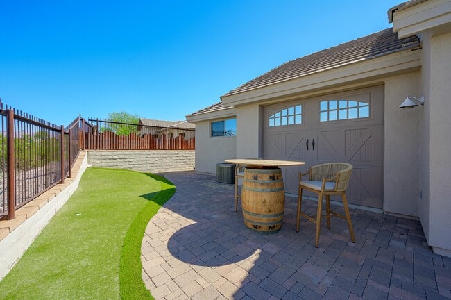 Building Photo - 1362 Pioneer Trail