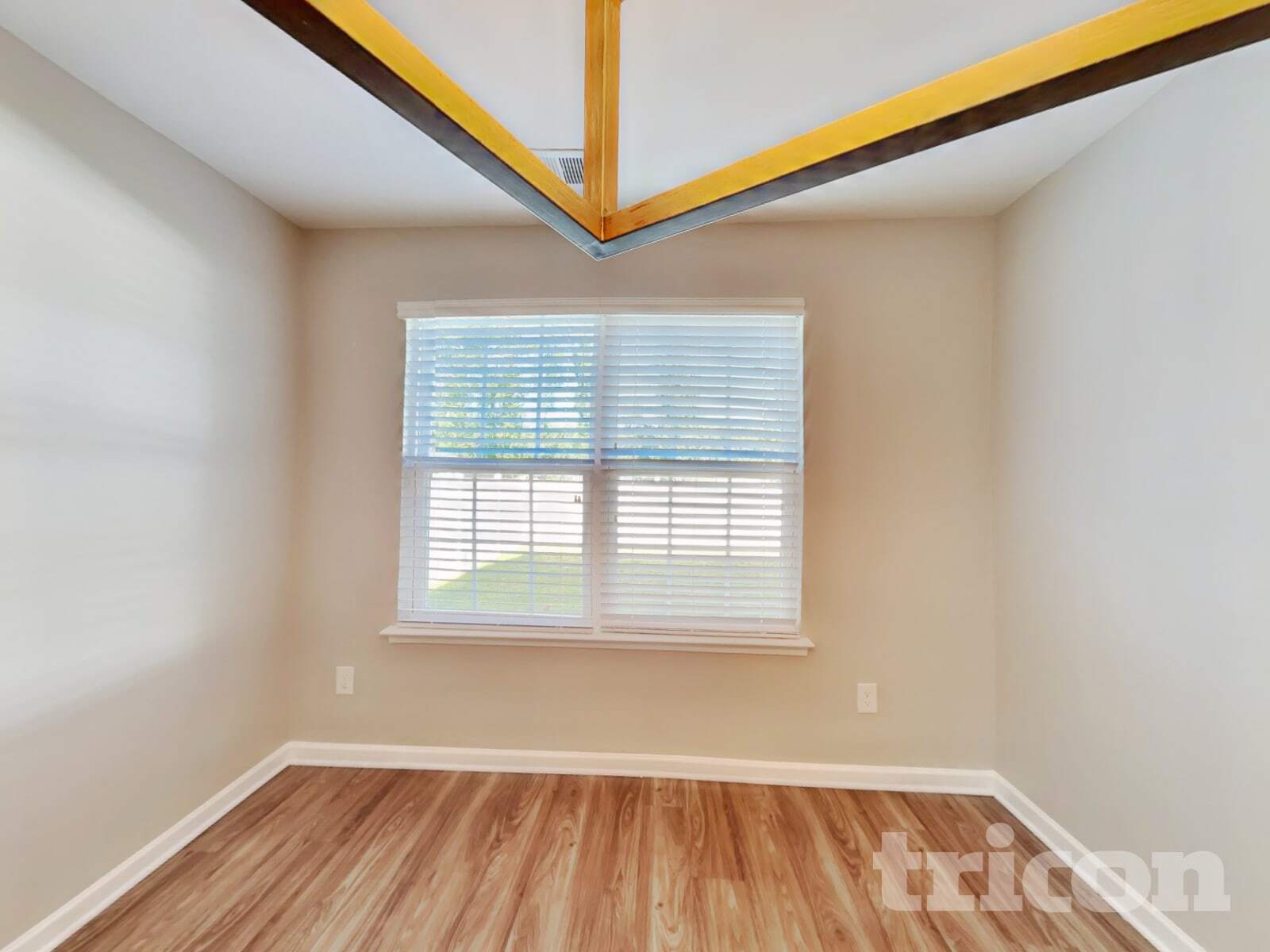 Building Photo - 1908 Northrop Dr