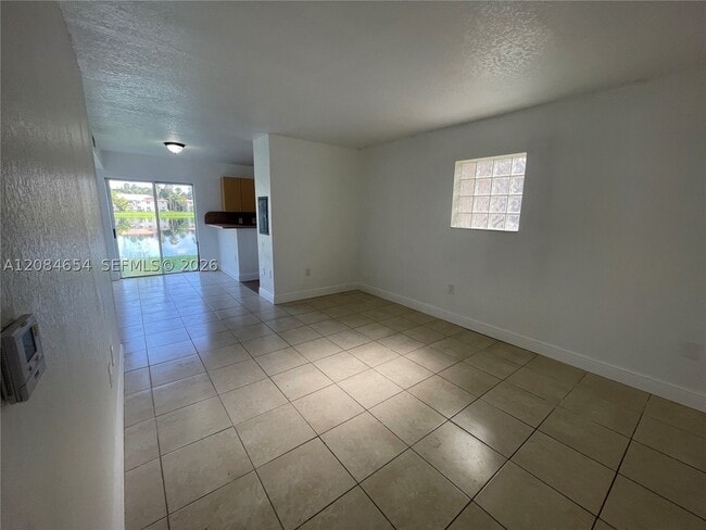 Building Photo - 1251 SE 31st Ct