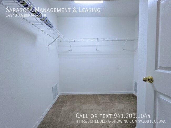 Building Photo - 14943 Amberjack Terrace