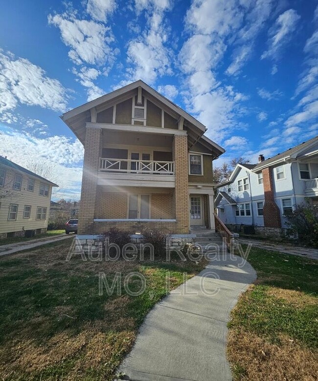 Building Photo - 5436 Harrison St