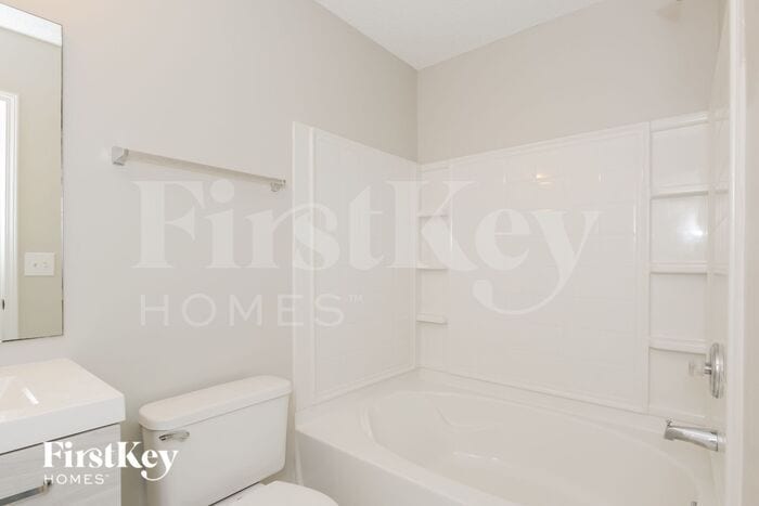 Building Photo - 1401 Bray Dr