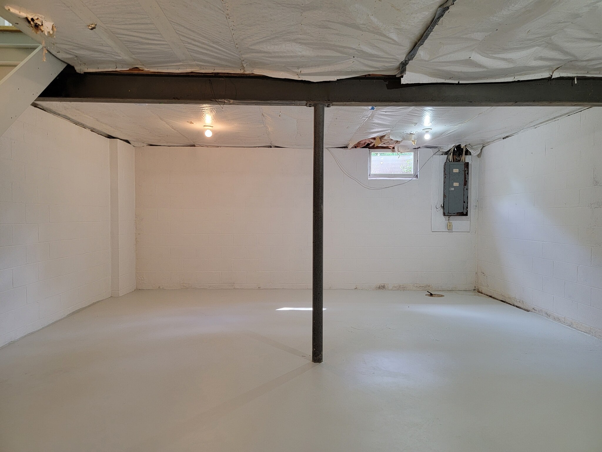 Building Photo - 32 Cranfield Ct