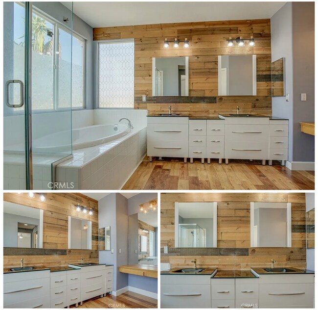 Building Photo - 12683 Palm View Way