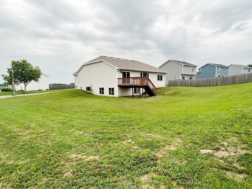 Building Photo - 2905 Brockway Dr