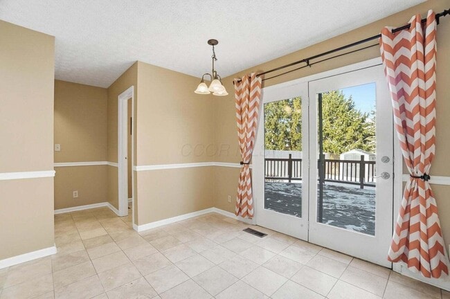 Building Photo - 1986 Sutter Pkwy