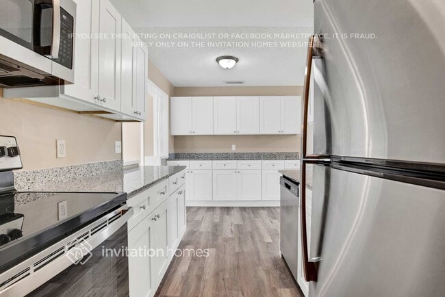 Building Photo - 2623 N Beaumont Ave