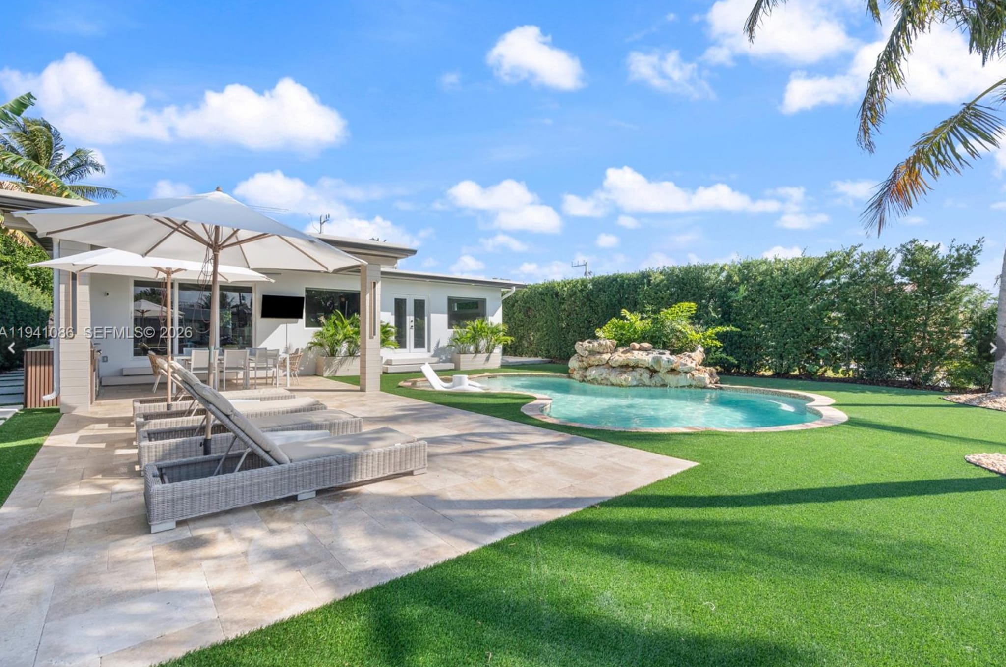 Building Photo - 7810 Hawthorne Ave