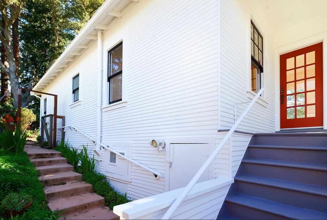 Building Photo - 49 Beverly Rd