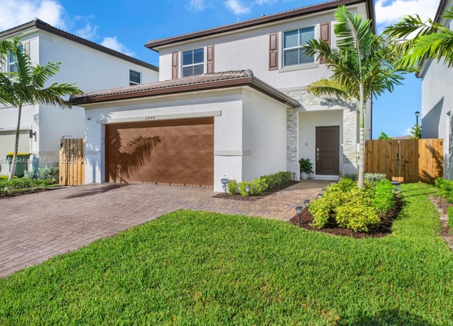 Building Photo - 2444 SE 24th Ave