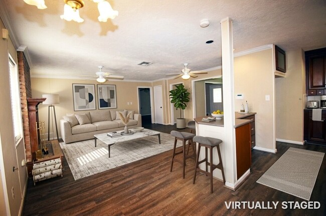 Building Photo - 1806 Cedarwood Ct