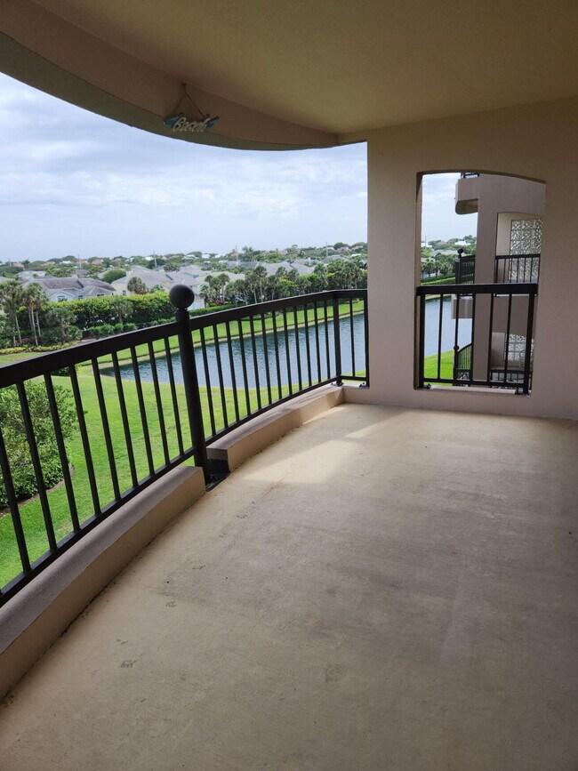 Building Photo - 101 Ocean Bluffs Blvd