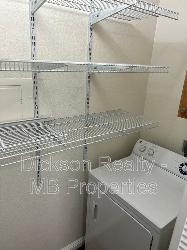 Building Photo - 7680 Bluestone Dr