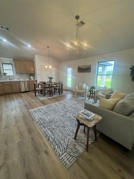 Building Photo - 13110 Lake Conroe Bay Rd