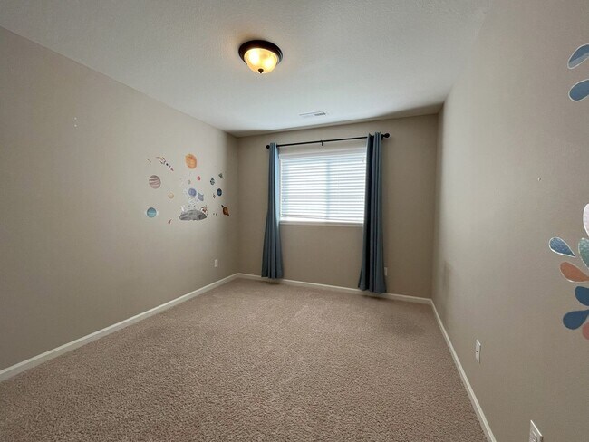 Building Photo - Spacious 4-Bedroom + Bonus Room with Moder...