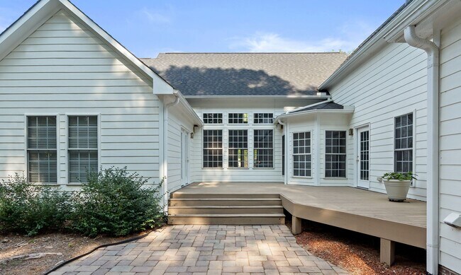 Building Photo - Welcome to Governor's Village Sprawling one level living with added Bonus space