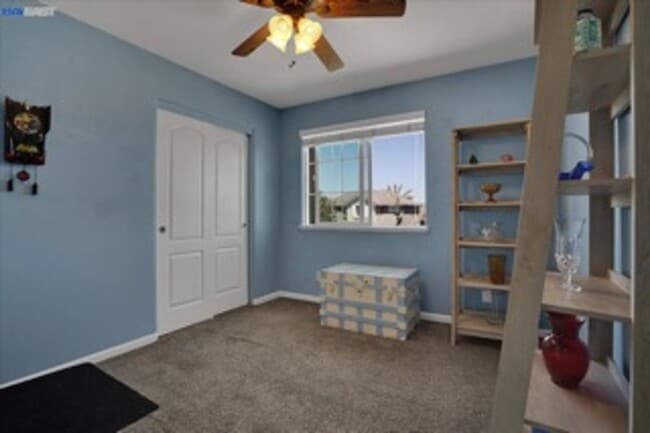 Building Photo - COMING SOON!! Spacious 4-Bedroom Home in O...