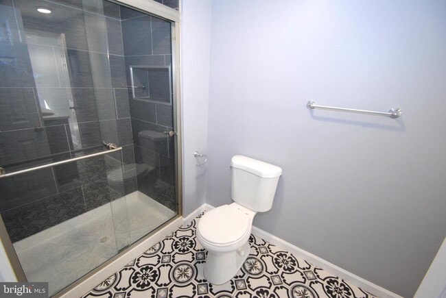 Building Photo - 414 Lawrence St