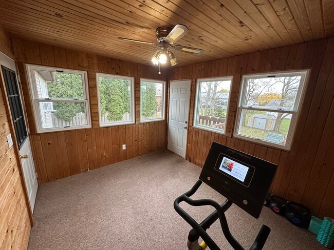 Building Photo - 1607 Buchanan St