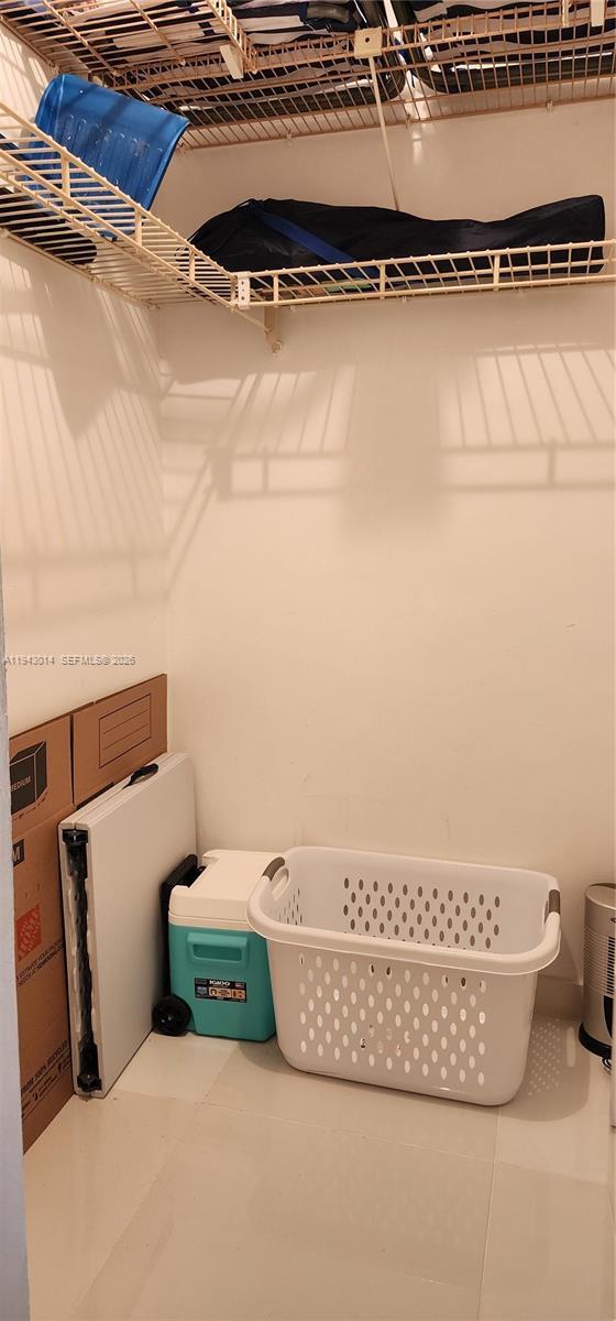 Building Photo - 5300 Washington St