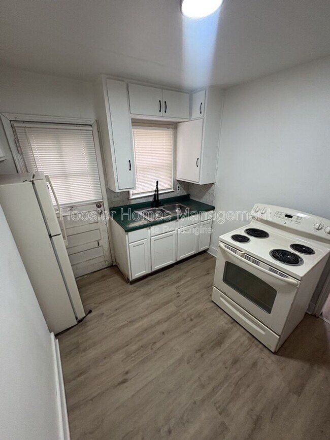 Building Photo - 3461 Dequincy St