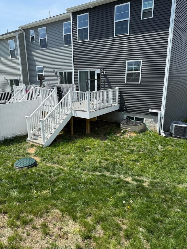 Building Photo - 11106 Gopher Dr N