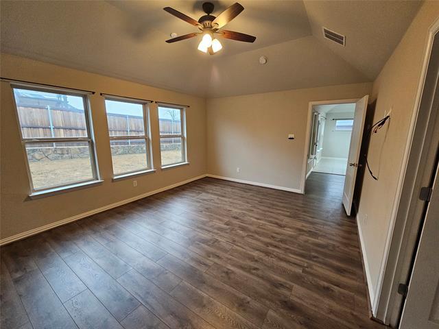 Building Photo - 6005 Fremont Dr