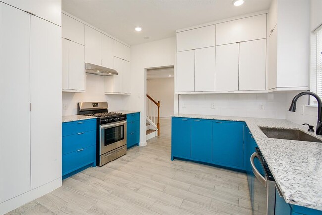 Building Photo - 1510 Plumwood Dr