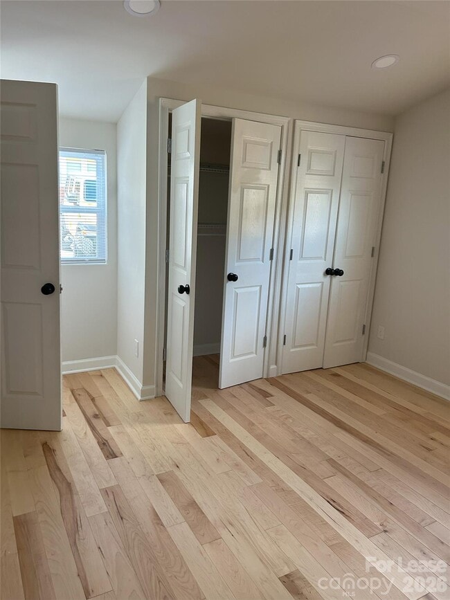 Building Photo - 303 S Main St