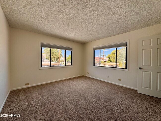 Building Photo - 4525 N 66th St