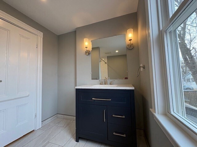 Building Photo - 19 Cohasset St